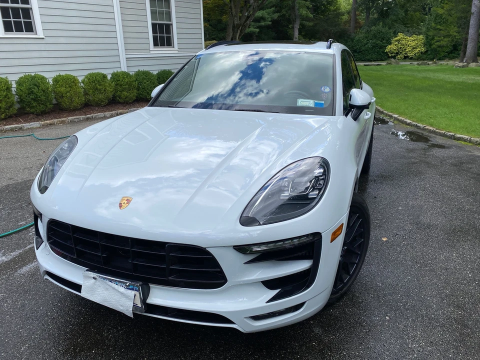2017 Porsche Macan GTS - Image 2 of 11