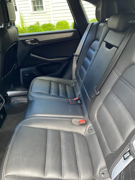 2017 Porsche Macan GTS - Image 10 of 11