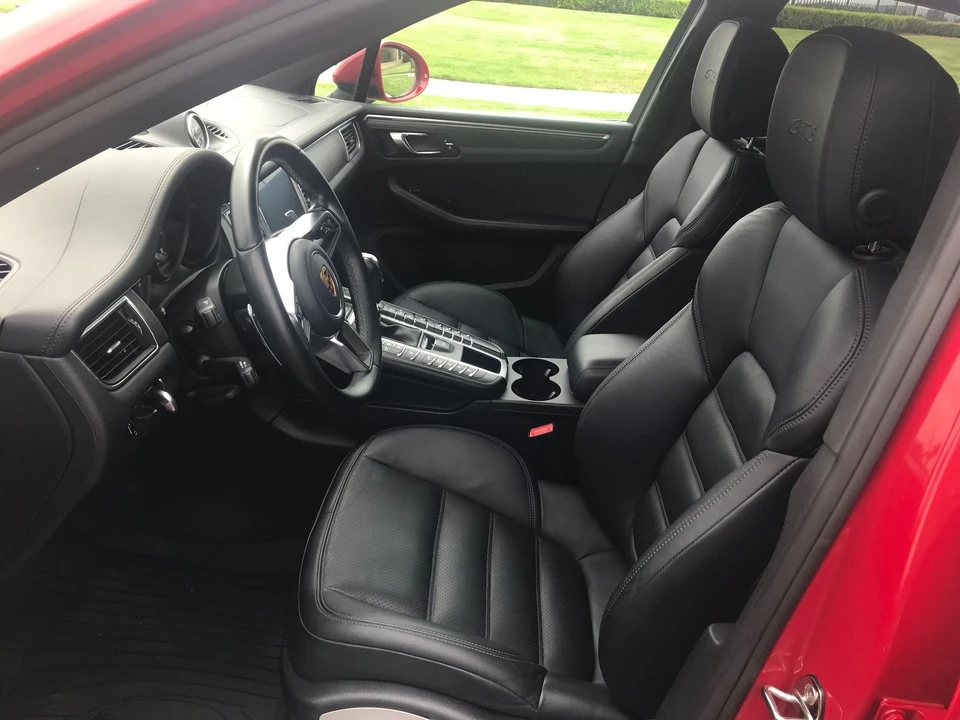 2017 Porsche Macan GTS - Image 9 of 19