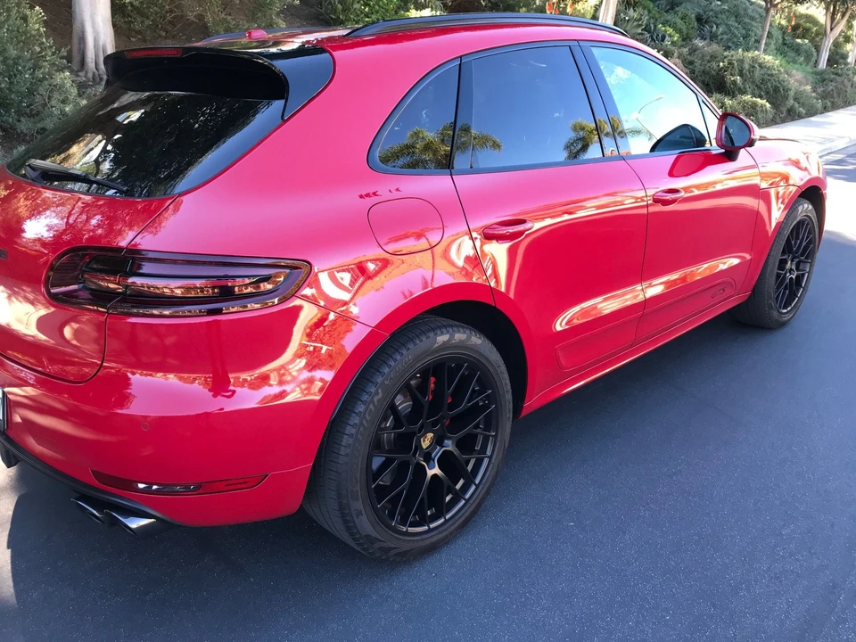 2017 Porsche Macan GTS - Image 8 of 19