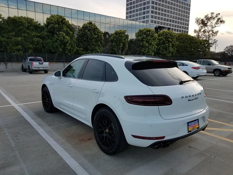 2017 Porsche Macan GTS - Image 4 of 15