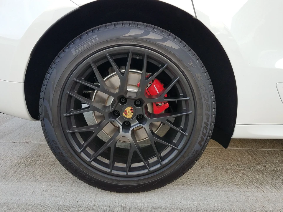 2017 Porsche Macan GTS - Image 6 of 15