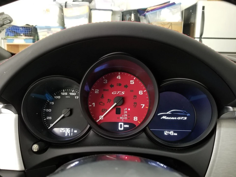 2017 Porsche Macan GTS - Image 10 of 15