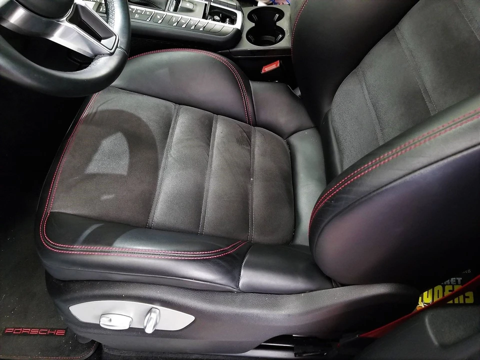 2017 Porsche Macan GTS - Image 15 of 15
