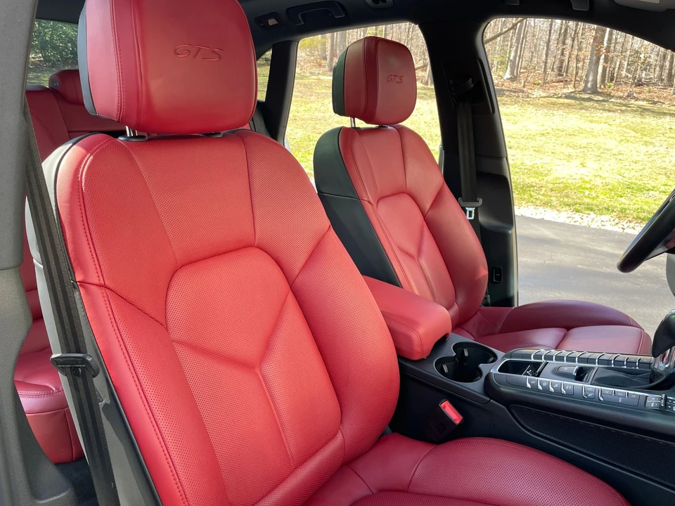 2017 Porsche Macan GTS - Image 14 of 31