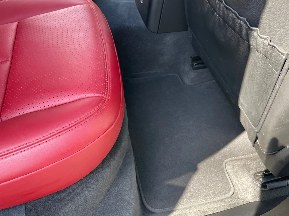 2017 Porsche Macan GTS - Image 22 of 31