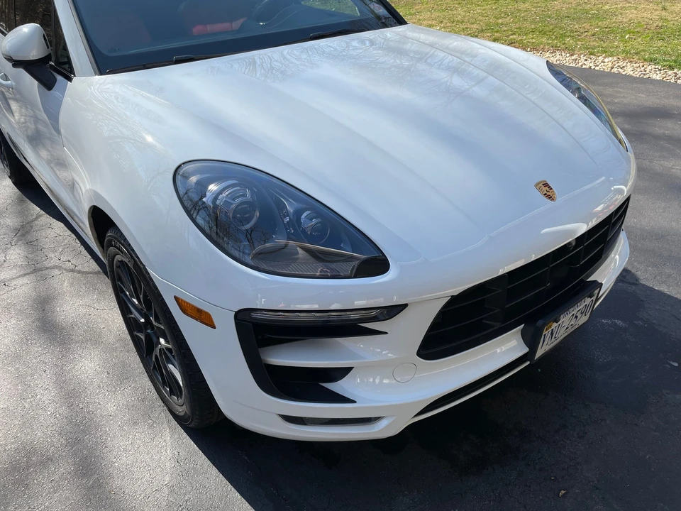 2017 Porsche Macan GTS - Image 26 of 31
