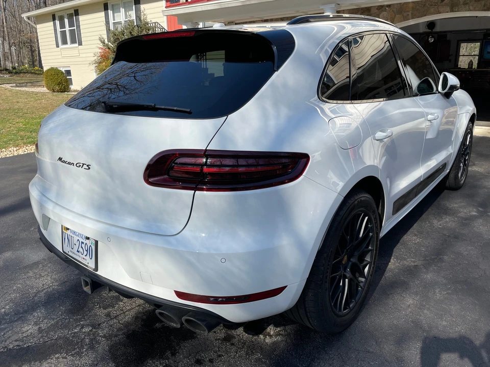 2017 Porsche Macan GTS - Image 29 of 31