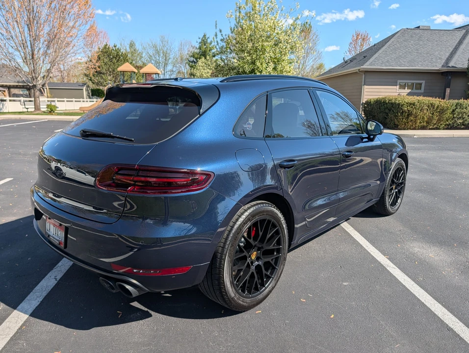 2017 Porsche Macan GTS - Image 4 of 19