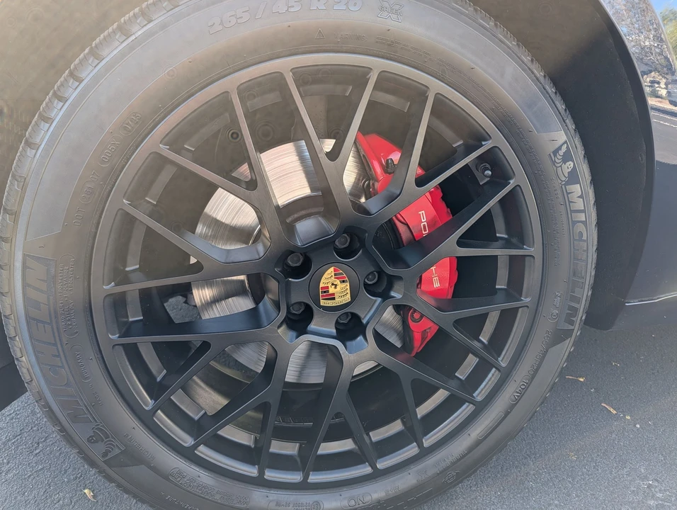 2017 Porsche Macan GTS - Image 11 of 19