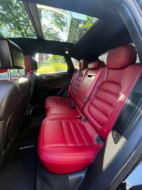 2017 Porsche Macan GTS - Image 13 of 19