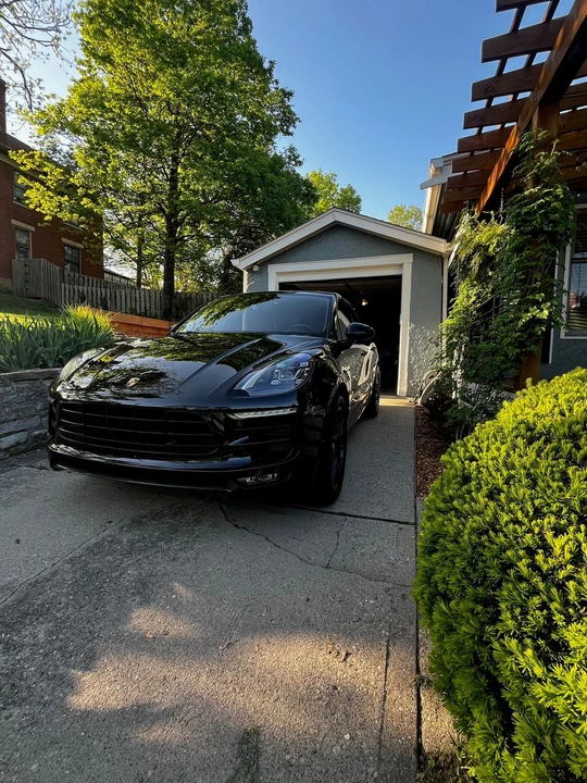 2017 Porsche Macan GTS - Image 7 of 19