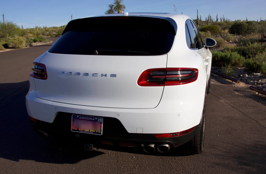 2017 Porsche Macan S - Image 2 of 6