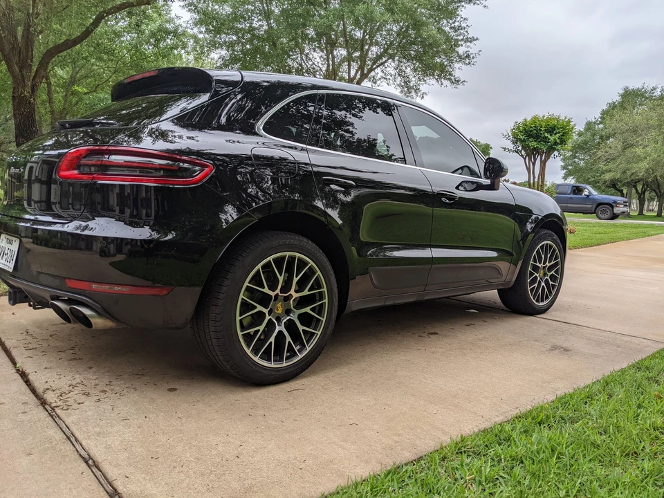 2017 Porsche Macan S - Image 6 of 10