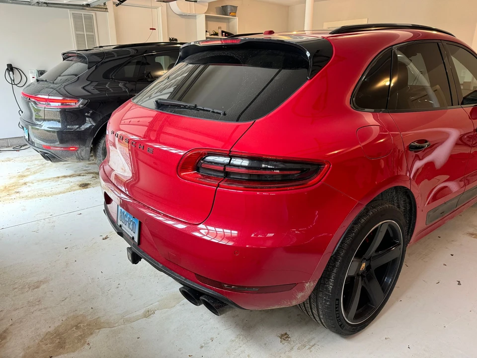 2017 Porsche Macan Turbo - Image 29 of 31