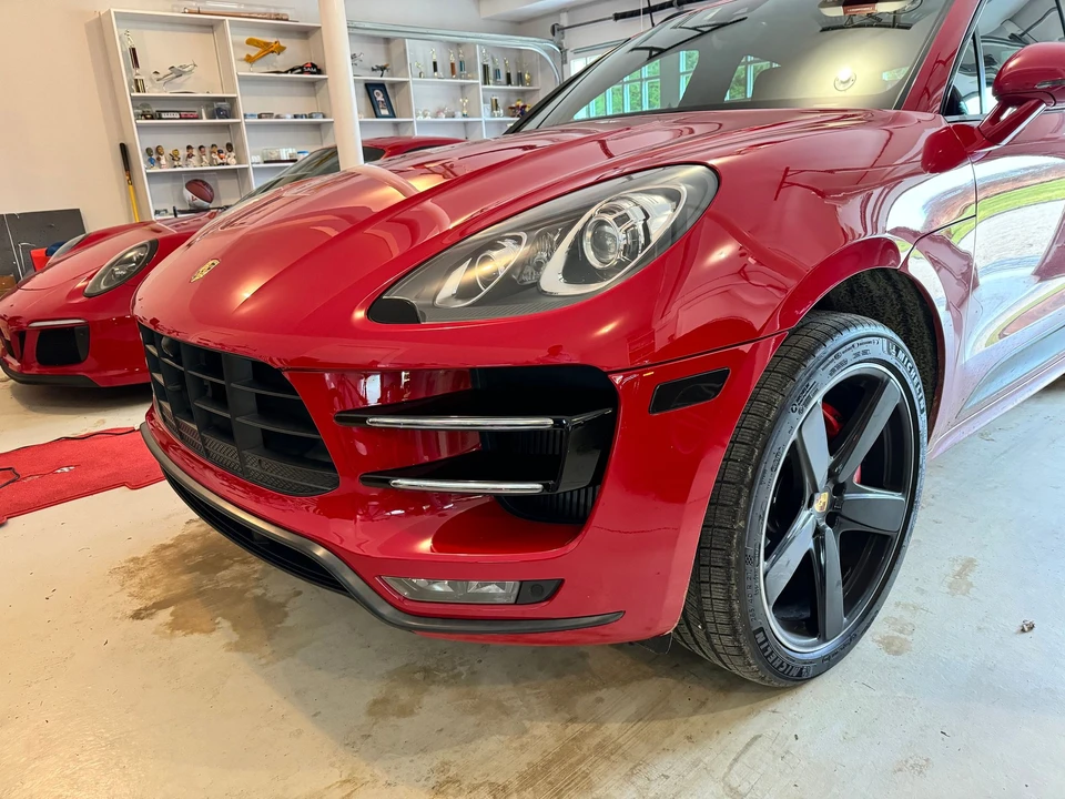 2017 Porsche Macan Turbo - Image 9 of 31