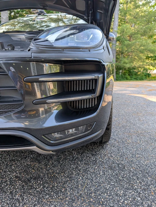 2017 Porsche Macan Turbo - Image 21 of 31
