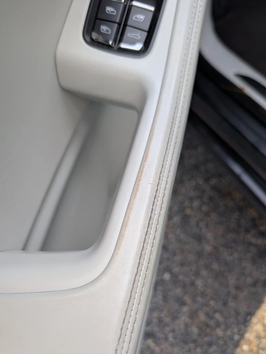 2017 Porsche Macan Turbo - Image 23 of 31