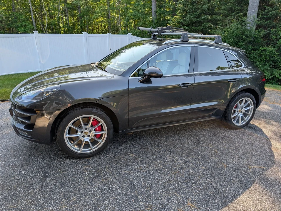 2017 Porsche Macan Turbo - Image 15 of 31