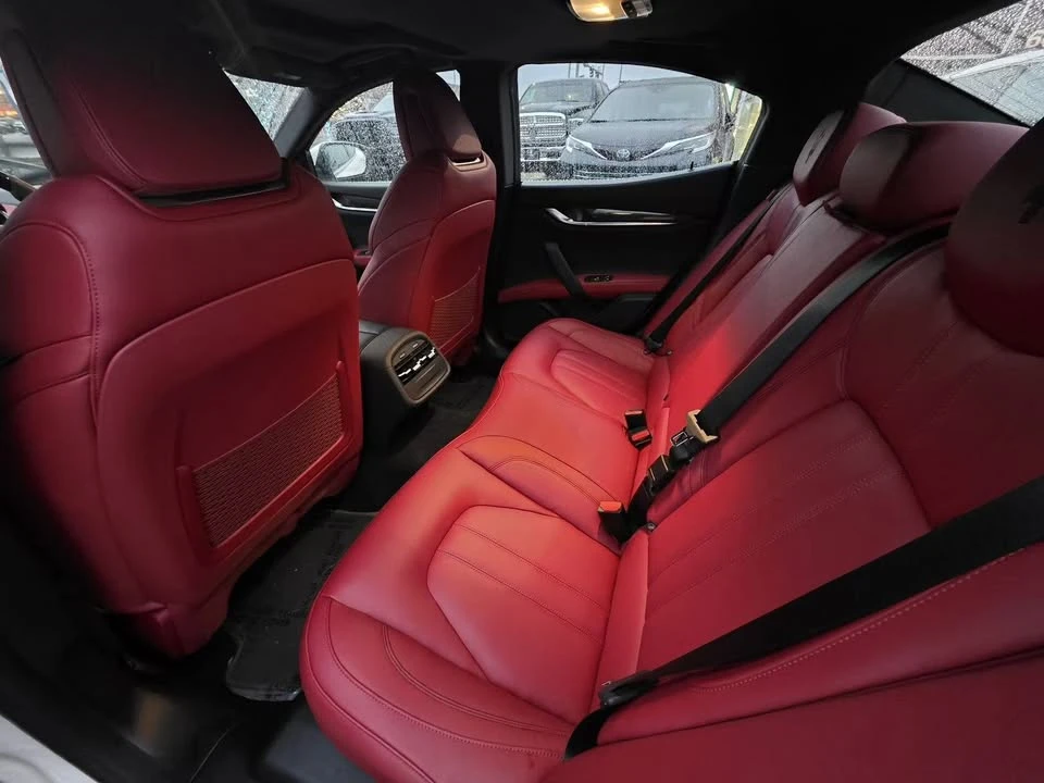 2017 Maserati Ghibli 3rd Gen - Image 9 of 13