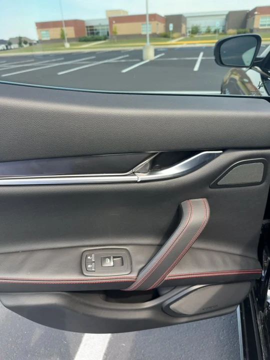 2017 Maserati Ghibli 3rd Gen - Image 5 of 19