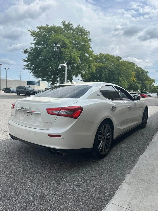 2017 Maserati Ghibli 3rd Gen - Image 4 of 13