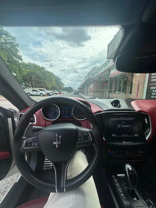 2017 Maserati Ghibli 3rd Gen - Image 9 of 13