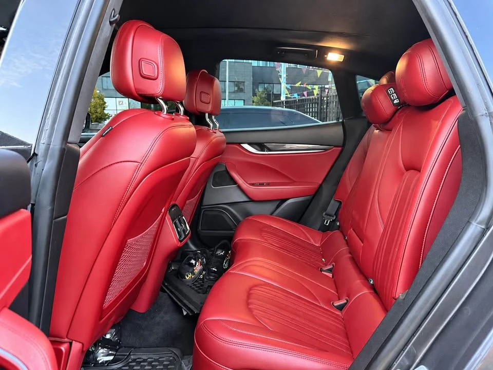 2017 Maserati Levante GTS - Image 8 of 10