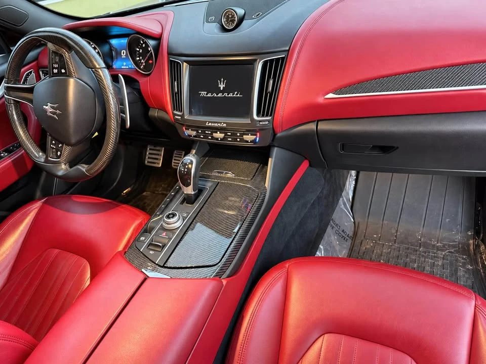 2017 Maserati Levante GTS - Image 10 of 10