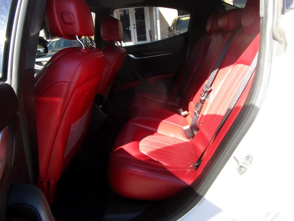 2017 Maserati Ghibli 3rd Gen - Image 10 of 19