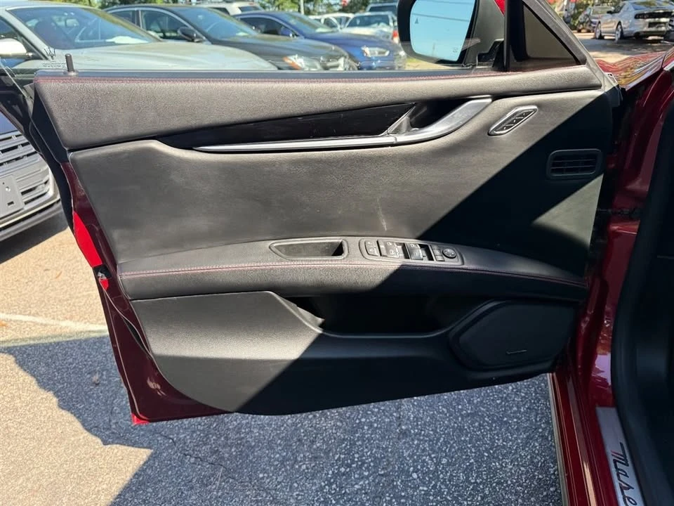 2017 Maserati Ghibli 3rd Gen - Image 15 of 20