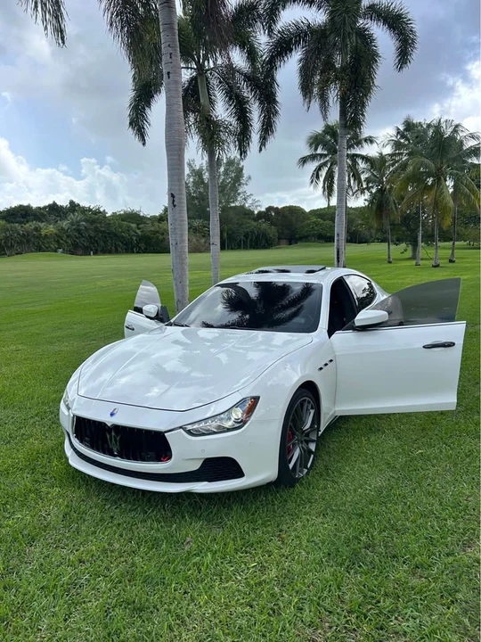 2017 Maserati Ghibli 3rd Gen - Image 12 of 19