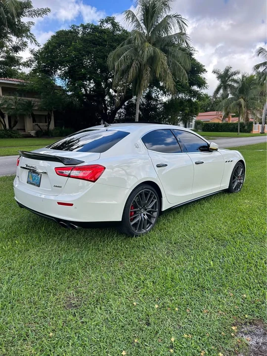 2017 Maserati Ghibli 3rd Gen - Image 6 of 19