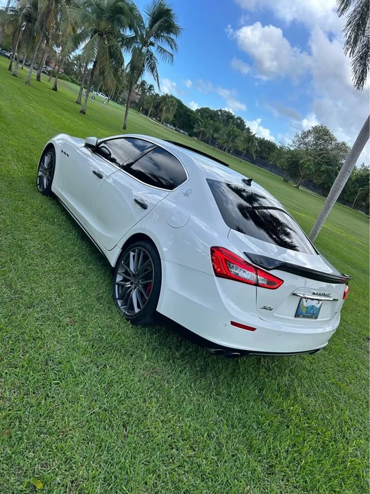 2017 Maserati Ghibli 3rd Gen - Image 7 of 19