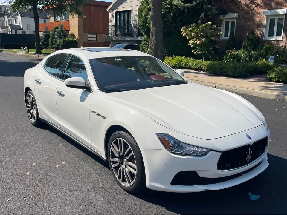 2017 Maserati Ghibli 3rd Gen - Image 5 of 17
