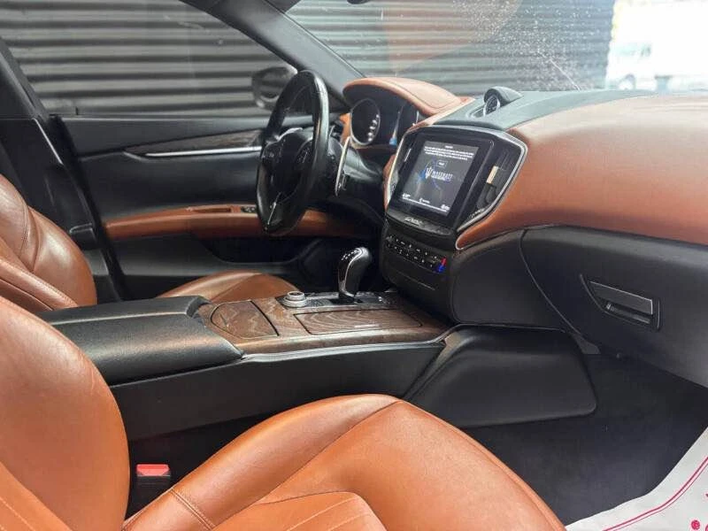 2017 Maserati Ghibli 3rd Gen - Image 5 of 7