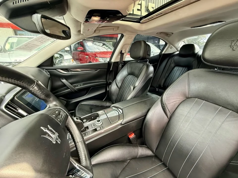 2017 Maserati Ghibli 3rd Gen - Image 13 of 20