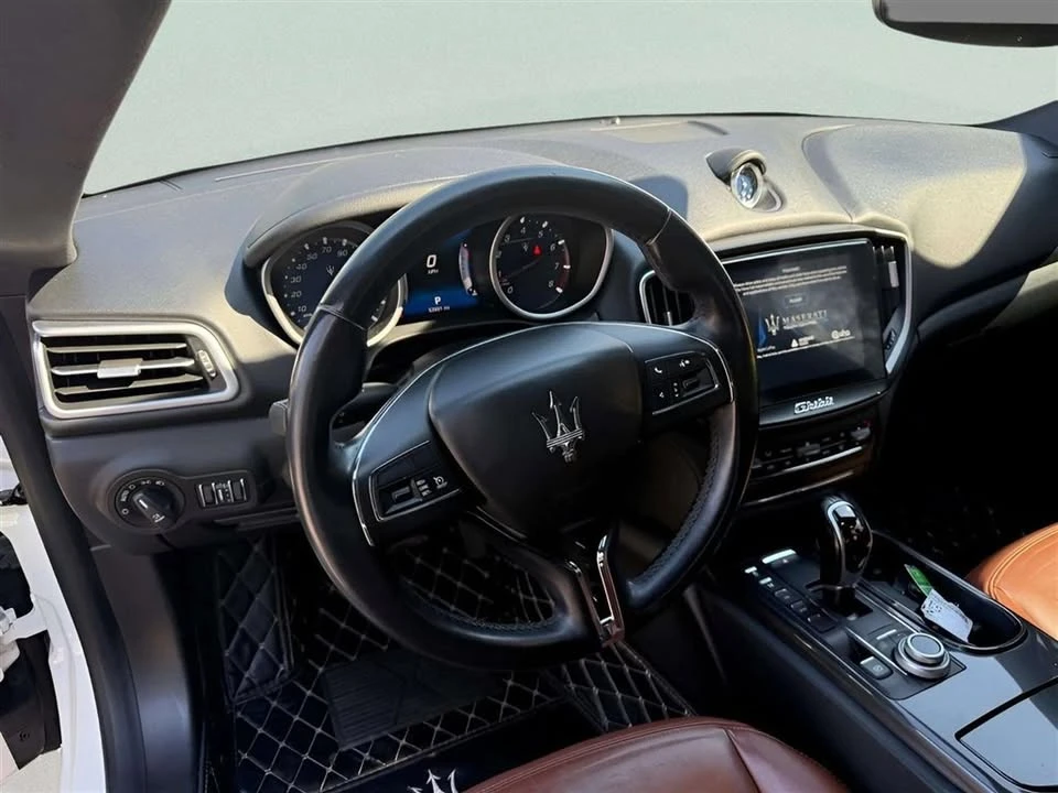 2017 Maserati Ghibli 3rd Gen - Image 12 of 20