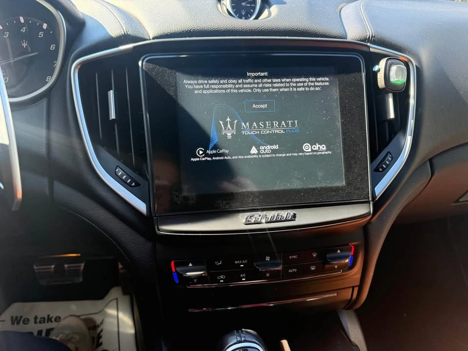 2017 Maserati Ghibli 3rd Gen - Image 16 of 18