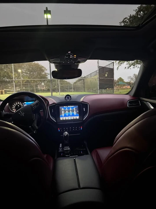 2017 Maserati Ghibli 3rd Gen - Image 14 of 19