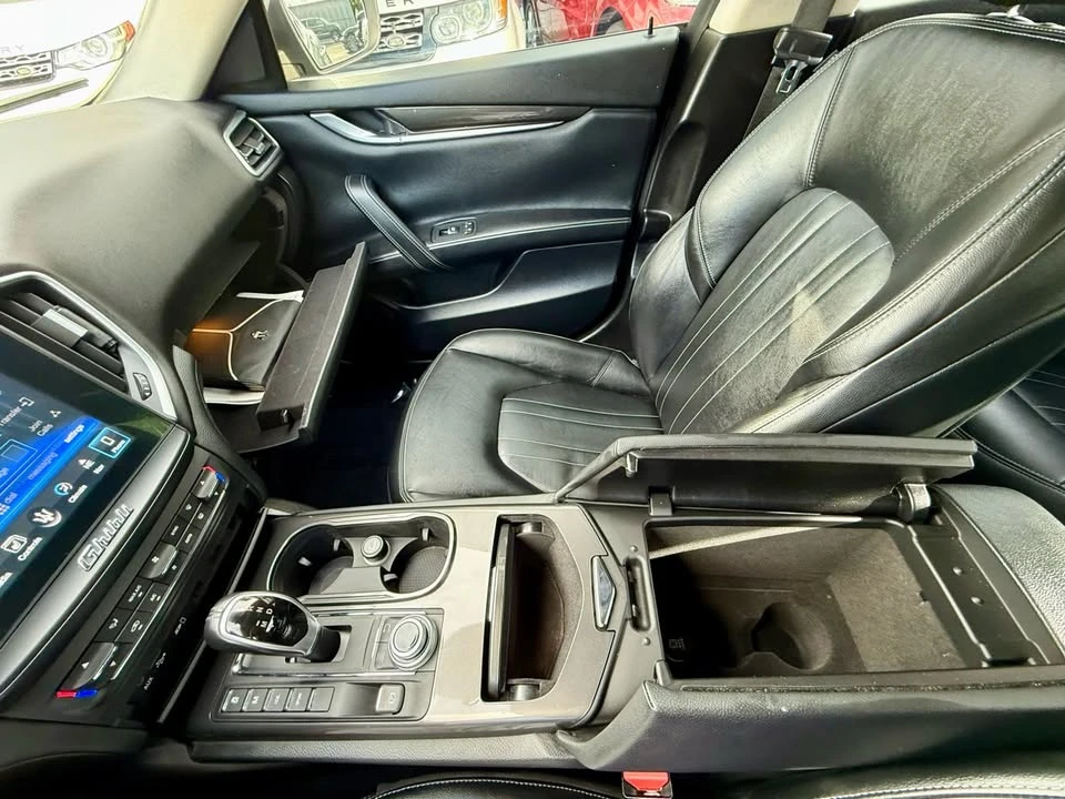 2017 Maserati Ghibli 3rd Gen - Image 19 of 20