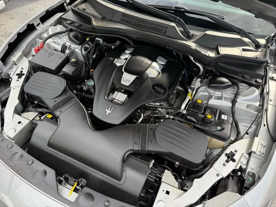 2017 Maserati Ghibli 3rd Gen - Image 9 of 20