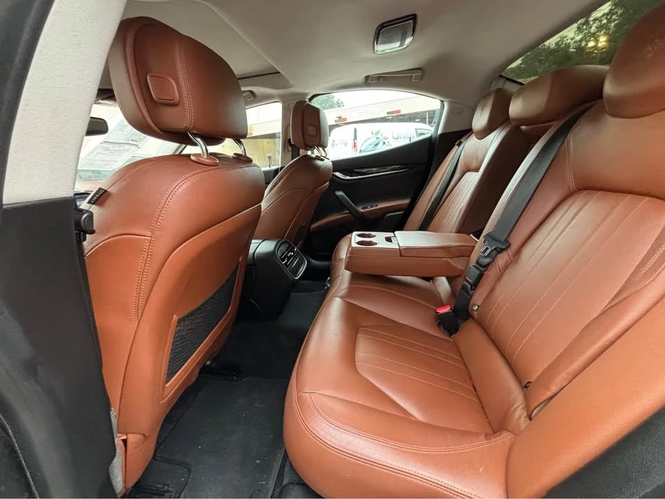 2017 Maserati Ghibli 3rd Gen - Image 15 of 20
