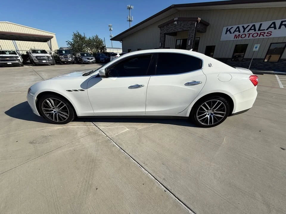 2017 Maserati Ghibli 3rd Gen - Image 3 of 18