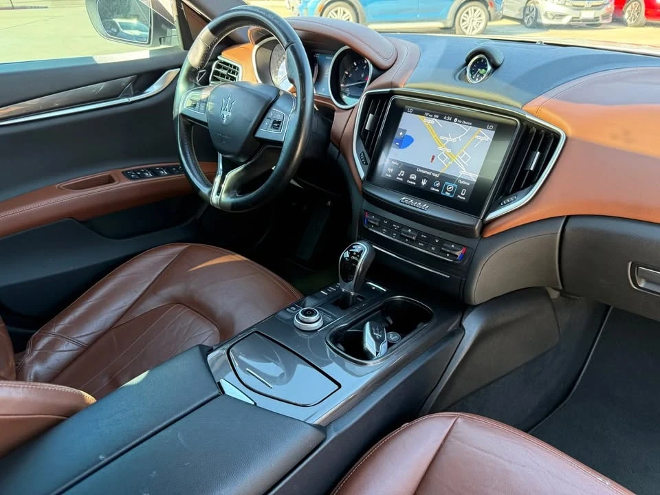 2017 Maserati Ghibli 3rd Gen - Image 15 of 18