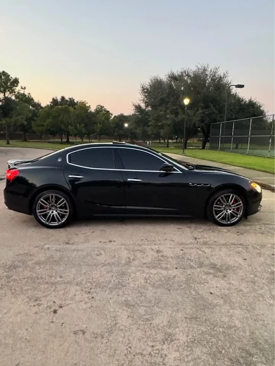 2017 Maserati Ghibli 3rd Gen - Image 5 of 20