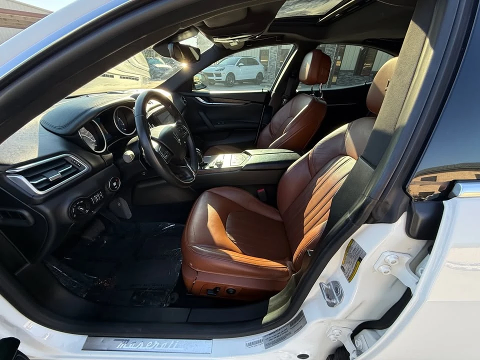2017 Maserati Ghibli 3rd Gen - Image 10 of 18