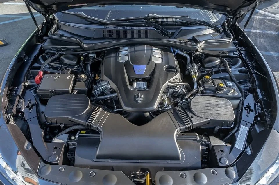2017 Maserati Ghibli 3rd Gen - Image 10 of 15
