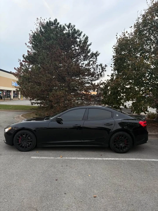 2017 Maserati Ghibli 3rd Gen - Image 4 of 17