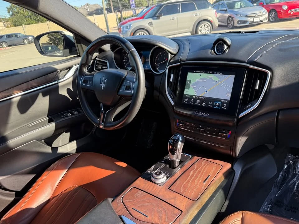 2017 Maserati Ghibli 3rd Gen - Image 13 of 18